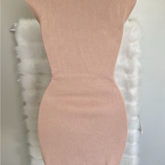 Beige Cutout Ribbed Dress - Picture 6 of 6